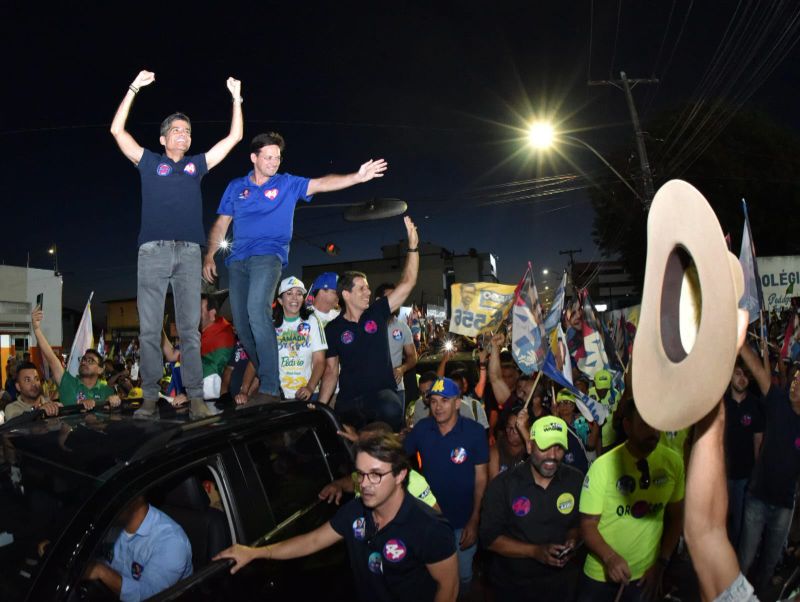 ACM Neto participa de carreata em Vitória da Conquista e consolida sentimento de mudança a quatro dias das eleições — imagem 5